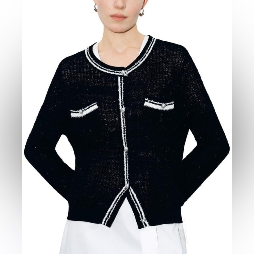 NWT- URBAN REVIVO Womens Cardigan Sweaters/  Long Sleeve Button Down Black/Small